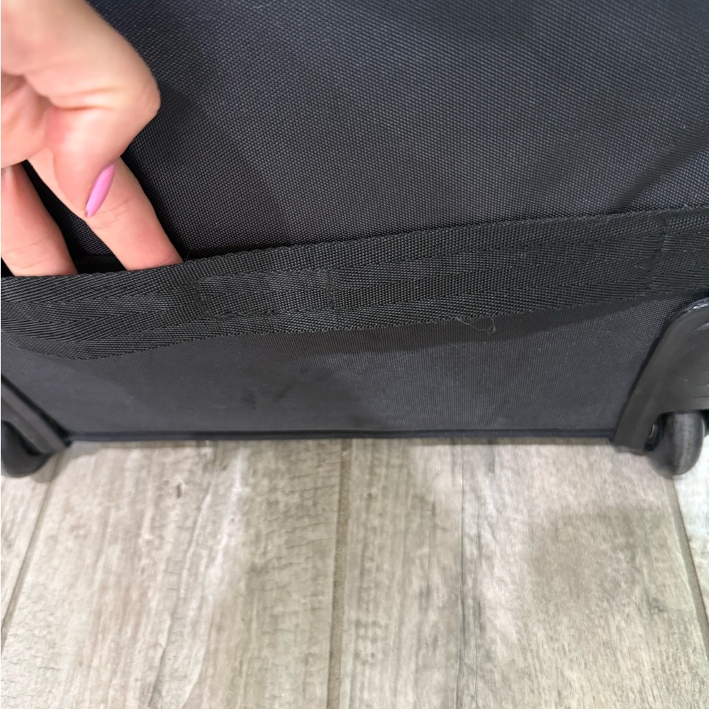 Bebe Black Quilted Travel Bag carry on with Gold Details - Picture 6 of 8